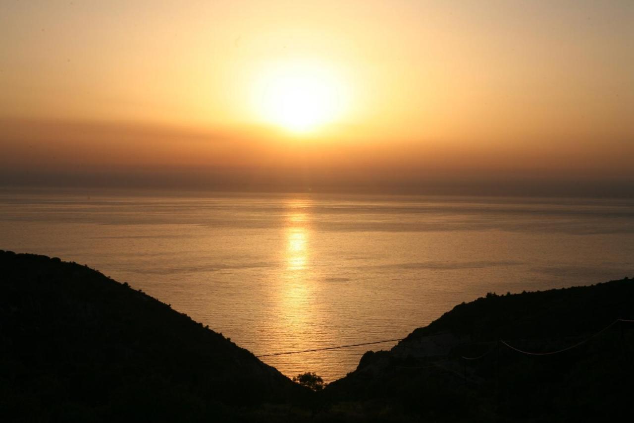 Athens-Riviera Luxury Apartment Sea View Voula Atenas Exterior foto